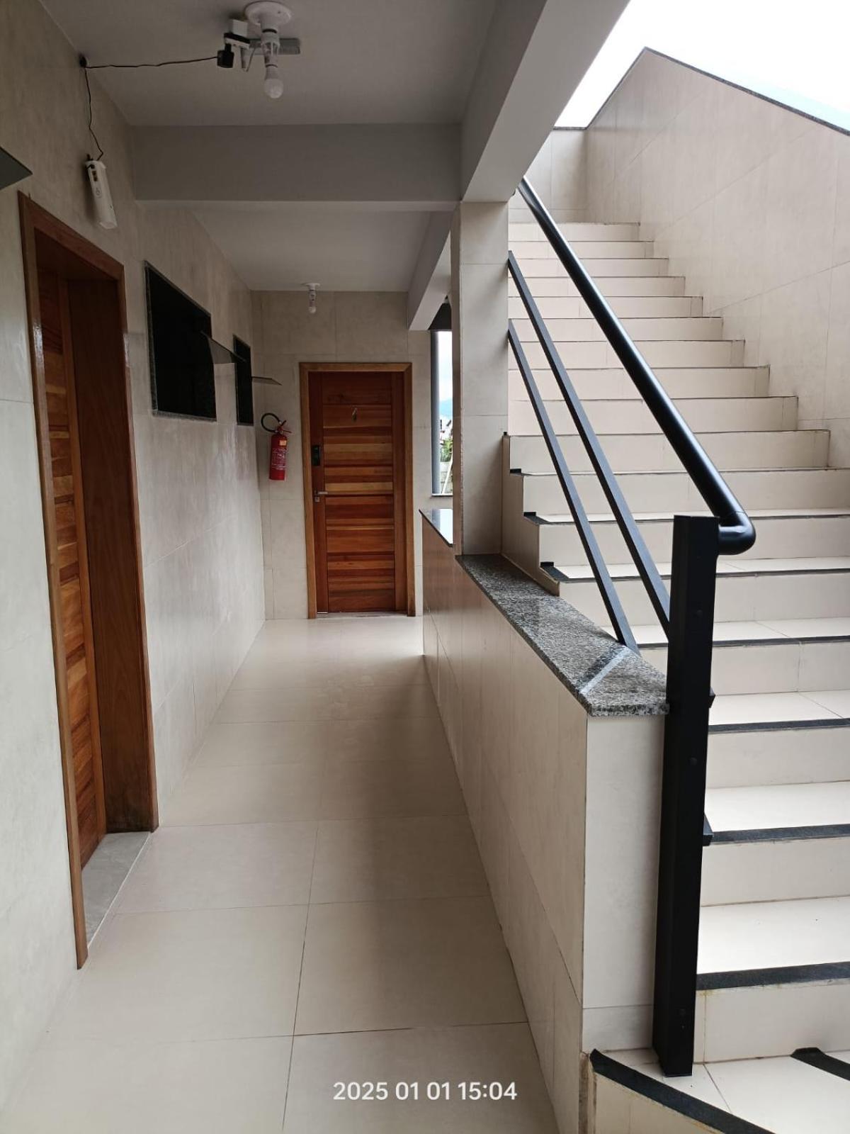 Apartment Pe Na Areia, Ubatuba, 2quartos, Inteiro , Wi-fi ,garagem Ubatuba