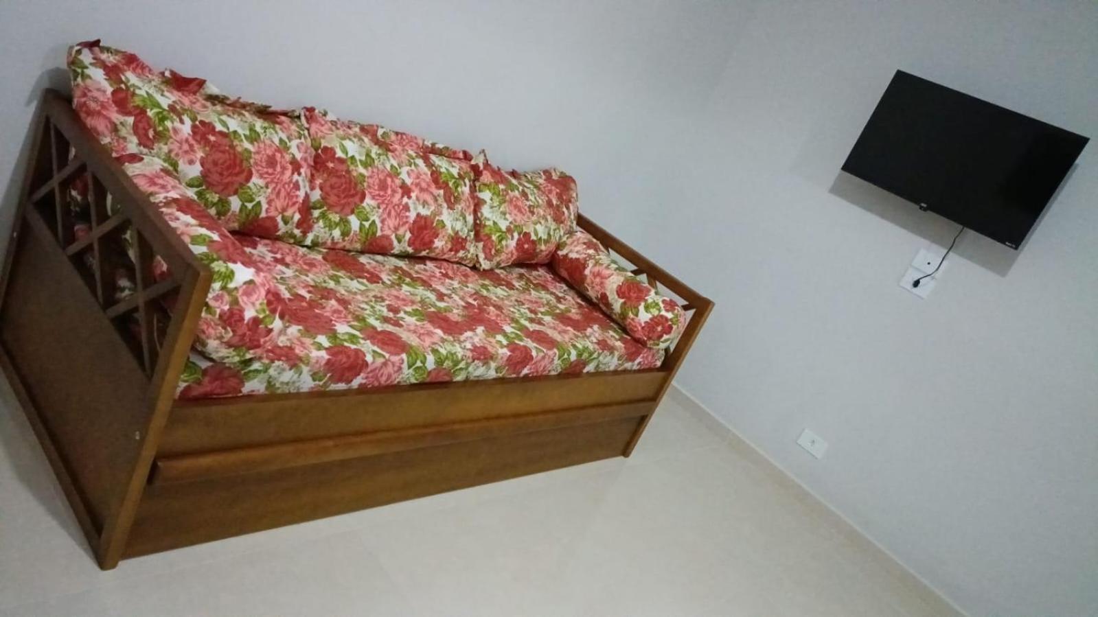 Pe Na Areia, Ubatuba, 2quartos, Inteiro , Wi-fi ,garagem Apartment *